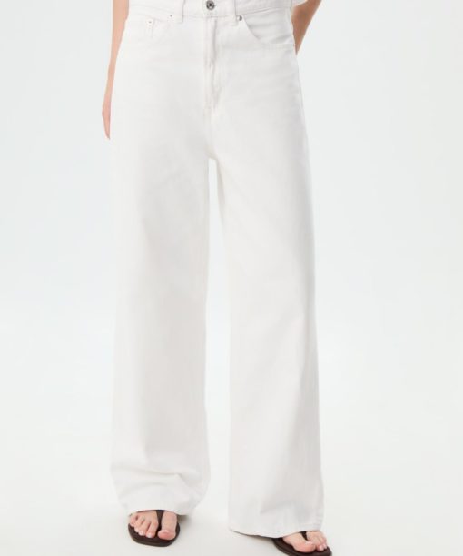 White Wide Leg Jean