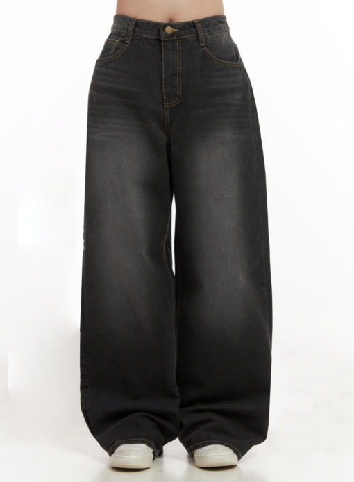 Noir Washed Wide Leg Jean - Image 3