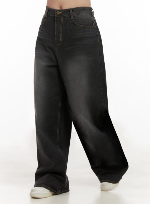 Noir Washed Wide Leg Jean - Image 4