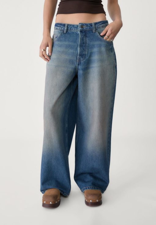 Washed out Wide Leg Jean