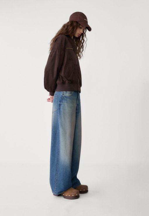 Washed out Wide Leg Jean - Image 3